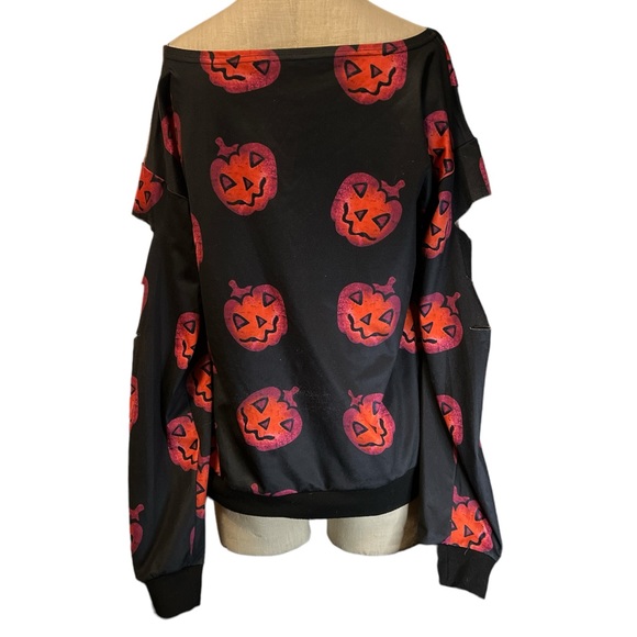 Halloween top - Picture 2 of 5